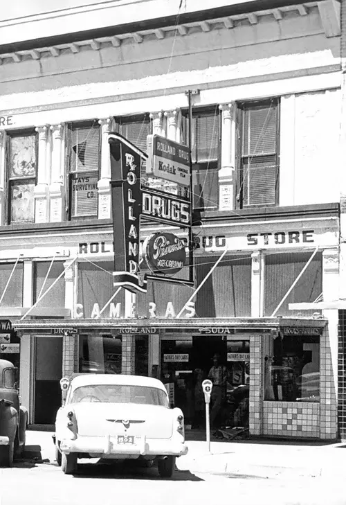 P033_Rolland's+Drugs,+ca.+1950.webp